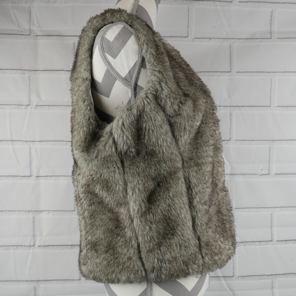 The Limited M/L faux fur vest tan/gray - Picture 5 of 9
